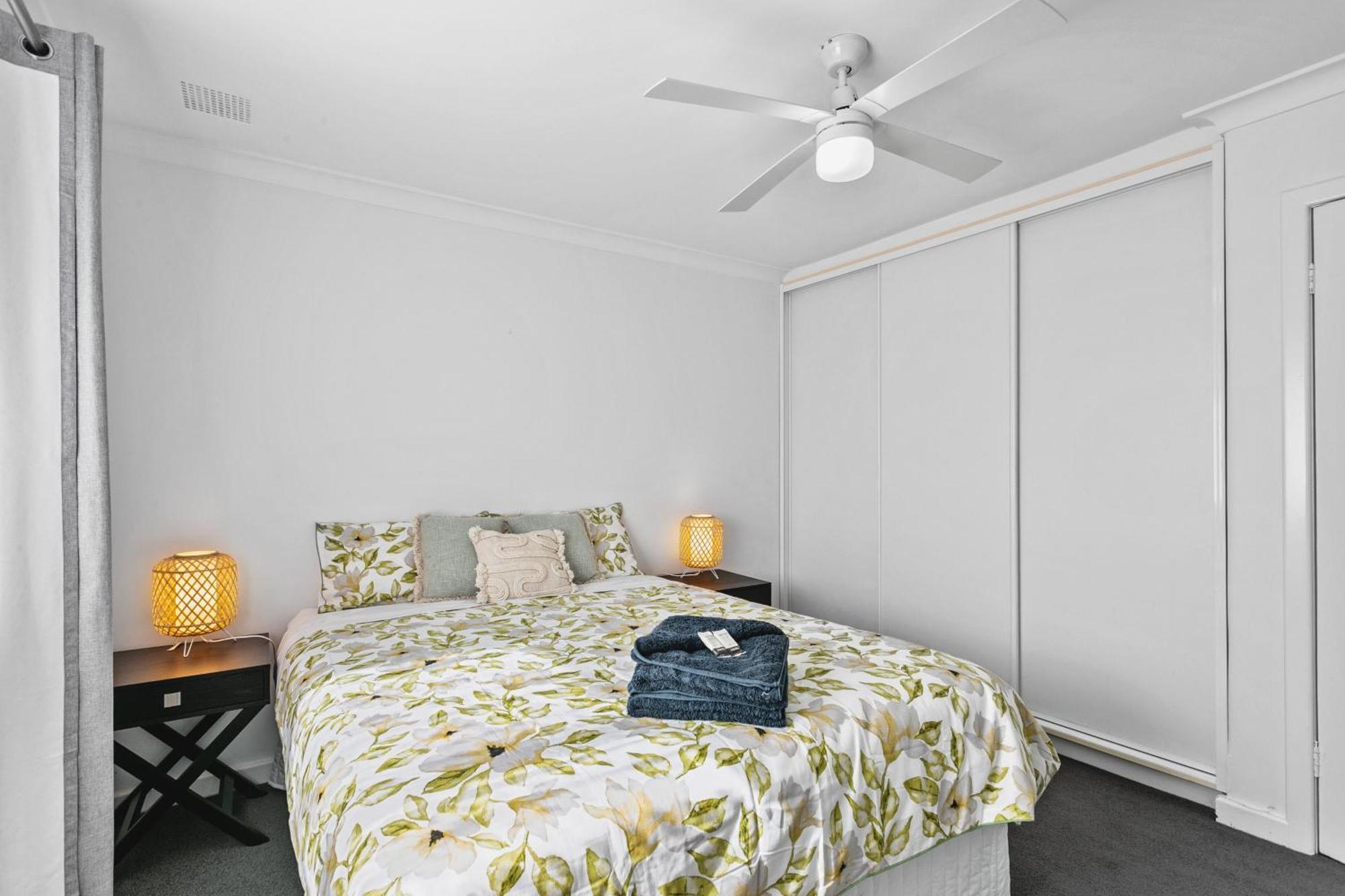 Malibu Apartments - Perth Exterior photo